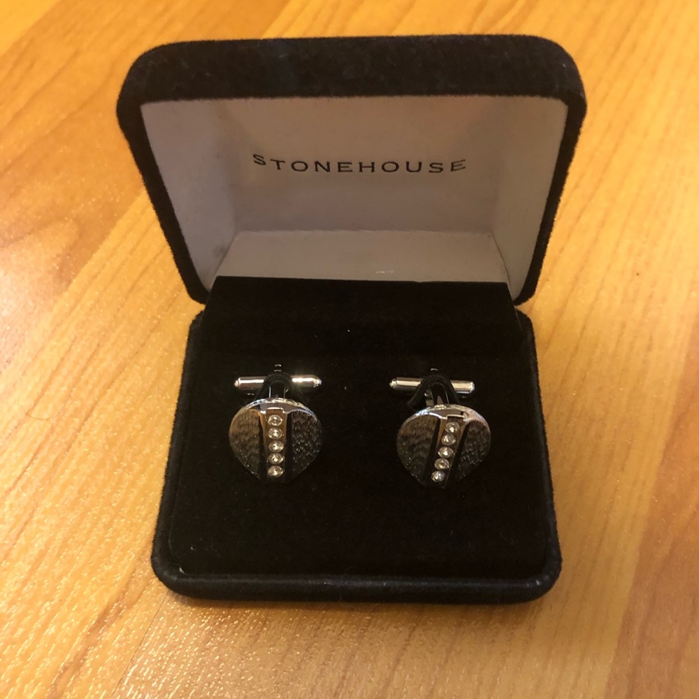 Silver cuff links